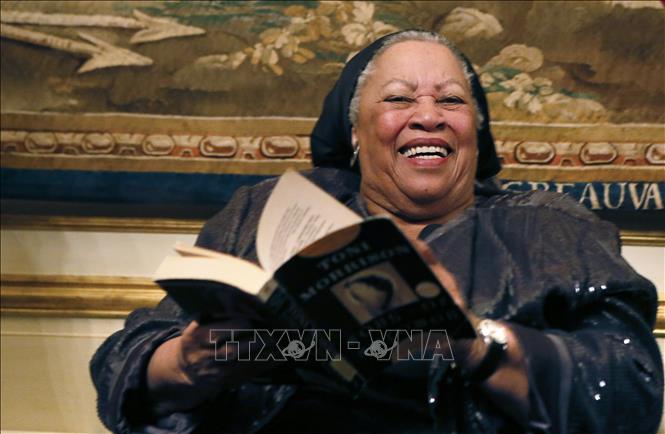 Trong ảnh (tư liệu): Nữ văn sĩ Toni Morrison tại sự kiện ở Paris, Pháp ngày 21/9/2012. Ảnh: TTXVN phát
