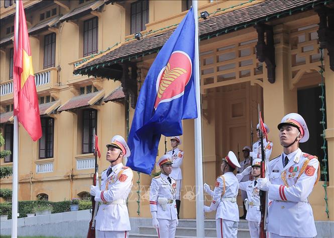 Sự kiện kỷ niệm thành lập ASEAN tại Việt Nam sẽ được tổ chức với nhiều hoạt động đặc sắc. Đây là cơ hội để chúng ta hiểu rõ hơn về các thành tựu và thách thức của ASEAN trong 55 năm qua. Hãy dành thời gian thưởng thức các hình ảnh về sự kiện này.