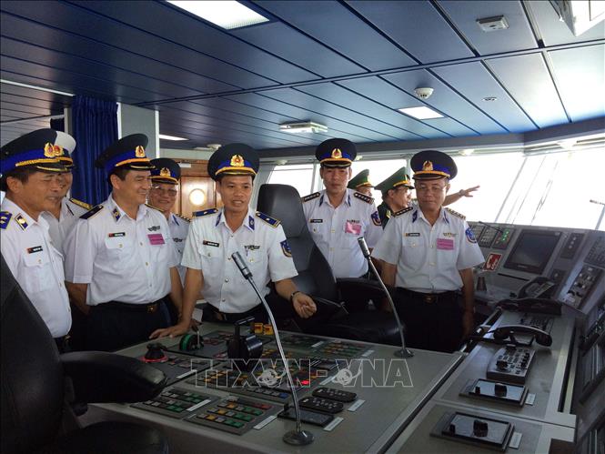 Trong ảnh: Ngày 2/10/2014, Bộ Tư lệnh Cảnh sát biển Việt Nam tổ chức Hội thi tàu tốt lần thứ nhất - năm 2014, nhằm nâng cao toàn diện các mặt huấn luyện cho cán bộ, chiến sỹ trong thực thi nhiệm vụ. Ảnh: Đoàn Mạnh Dương - TTXVN