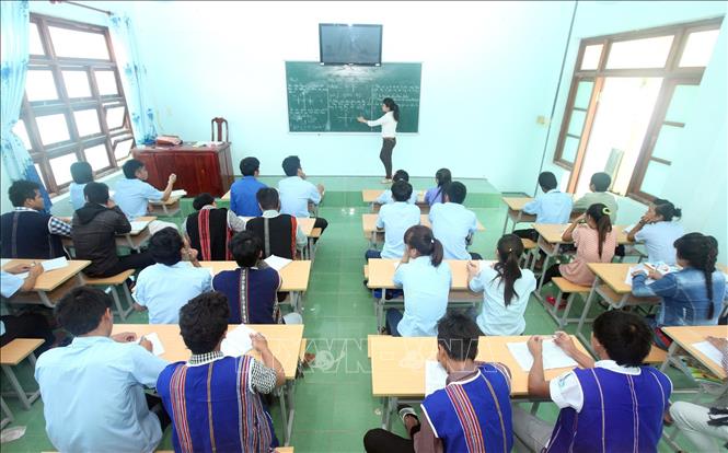 Trong ảnh: Một tiết học lý thuyết tại Trường Trung cấp nghề Thanh niên Dân tộc – Miền núi Quảng Nam. Ảnh: Anh Tuấn - TTXVN