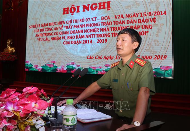Trong ảnh: Ông Bùi Văn Toàn, Phó Cục trưởng Cục Xây dựng phong trào toàn dân bảo vệ an ninh tổ quốc Bộ Công an phát biểu chỉ đạo hội nghị. Ảnh: Quốc Khánh - TTXVN