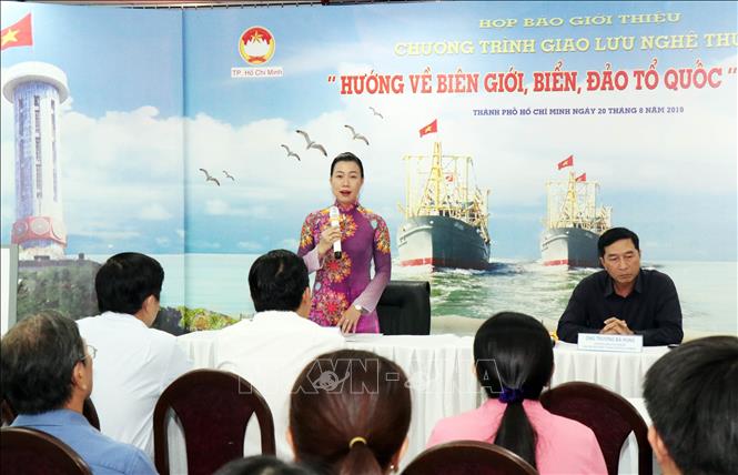 Trong ảnh: Quang cảnh buổi họp báo. Ảnh: Xuân Khu-TTXVN.
