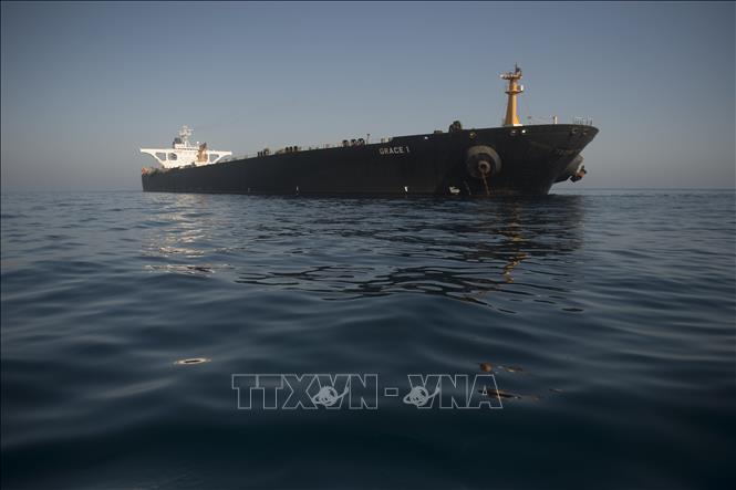 Trong ảnh: Tàu chở dầu Grace 1 của Iran ở ngoài khơi bờ biển Gibraltar ngày 15/8/2019. Ảnh: AFP/ TTXVN