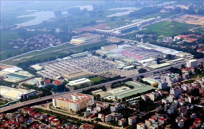 Trong ảnh: Toàn cảnh nhà máy Công ty Toyota Việt Nam (vốn đầu tư của Nhật Bản) đang hoạt động tốt và liên tục mở rộng tại thành phố Phúc Yên (Vĩnh Phúc). Ảnh: Danh Lam – TTXVN