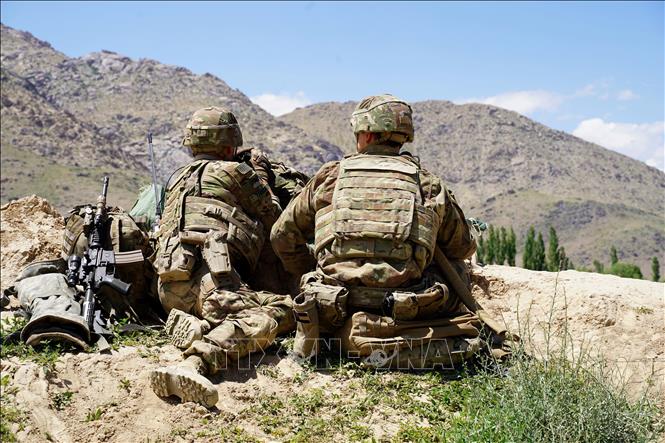 Trong ảnh (tư liệu): Binh sĩ Mỹ canh gác tại trạm kiểm soát ở Nerkh, tỉnh Wardak, Afghanistan ngày 6/6/2019. Ảnh: AFP/TTXVN