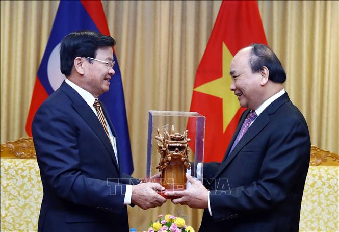 Trong ảnh: Thủ tướng Nguyễn Xuân Phúc tiếp Thủ tướng Lào Thongloun Sisoulith thăm chính thức Việt Nam (1/6/2019). Ảnh: Thống Nhất - TTXVN