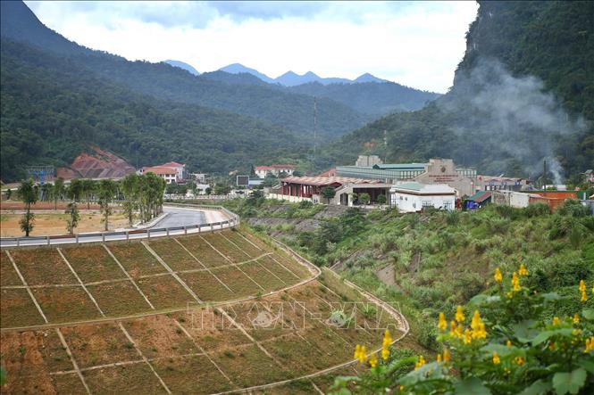 Trong ảnh: Cửa khẩu quốc tế Cha Lo (Quảng Bình). Ảnh: Minh Quyết – TTXVN