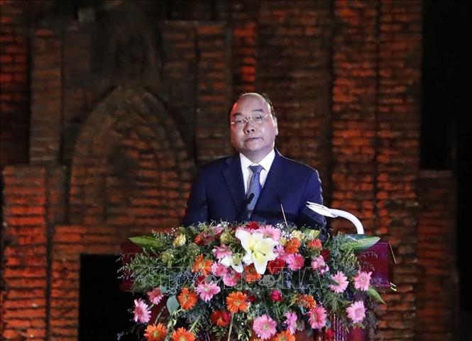 Photo: Prime Minister Nguyen Xuan Phuc speaks at the ceremony. VNA Photo: Thống Nhất