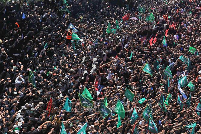 Trong ảnh: Các tín đồ Hồi giáo dòng Shiite tham dự lễ Ashura tại thánh địa Karbala, Iraq ngày 10/9/2019. Ảnh: AFP/TTXVN