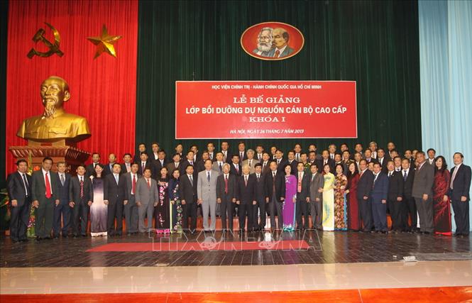 Trong ảnh: Sáng 26/7/2013, Tổng Bí thư Nguyễn Phú Trọng dự Lễ bế giảng Lớp bồi dưỡng dự nguồn cán bộ cao cấp khoá I tại Học viện Chính trị - Hành chính Quốc gia Hồ Chí Minh. Ảnh: Trí Dũng – TTXVN