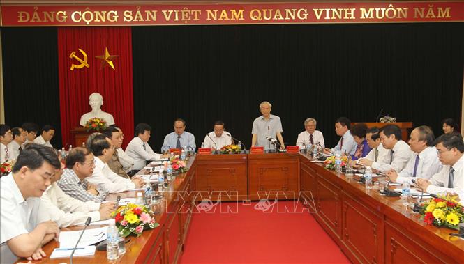 Trong ảnh: Tổng Bí thư Nguyễn Phú Trọng đến thăm và làm việc với Học viện Chính trị - Hành chính quốc gia Hồ Chí Minh, sáng 25/4/2012. Ảnh: Trí Dũng - TTXVN