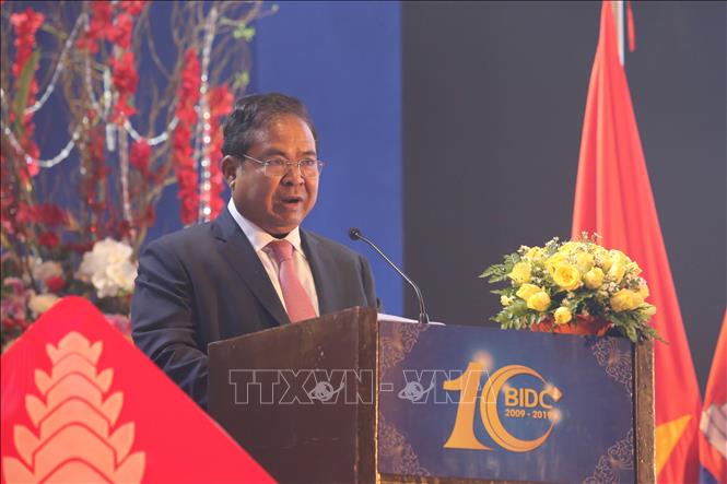 Thống đốc Ngân hàng Quốc gia Campuchia Chea Chanto phát biểu tại buổi lễ. Ảnh: Trần Long - Minh Hưng, P/v CQTT TTXVN tại Campuchia