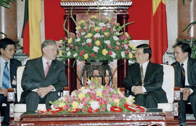 Trong ảnh: Chủ tịch nước Nguyễn Minh Triết tiếp Tổng thống CHLB Đức Horst Köhler thăm chính thức Việt Nam từ ngày 21 - 23/5/2007. Ảnh: Nhan Sáng - TTXVN