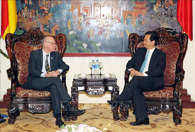 Trong ảnh: Chiều 27/3/2015, tại Hà Nội, Thủ tướng Nguyễn Tấn Dũng hội kiến Chủ tịch Quốc hội Đức Nobert Lammert sang thăm Việt Nam và dự Hội nghị IPU-132. Ảnh: Đức Tám – TTXVN