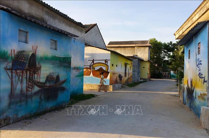 Trong ảnh: Khung cảnh thanh bình của làng chài Ngư Mỹ Thạnh. Ảnh: Hồ Cầu-TTXVN