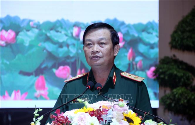 Trong ảnh: Trung tướng Trần Hoài Trung, Chính ủy Quân khu 7 phát biểu tại buổi lễ.
Ảnh: Xuân Khu-TTXVN.