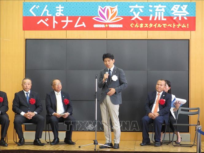 Trong ảnh: Ông Ichita Yamamoto, Thống đốc tỉnh Gunma phát biểu khai mạc. Ảnh: Đào Tùng - Phóng viên TTXVN tại Nhật Bản