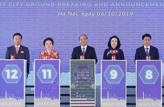Photo: PM Nguyen Xuan Phuc and delegates at the project's ground-breaking ceremony. VNA Photo: Thống Nhất