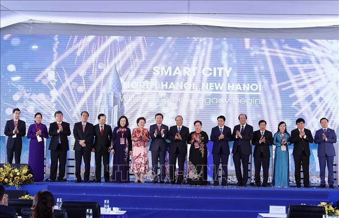 Photo: PM Nguyen Xuan Phuc and delegates at the project's ground-breaking ceremony. VNA Photo: Thống Nhất