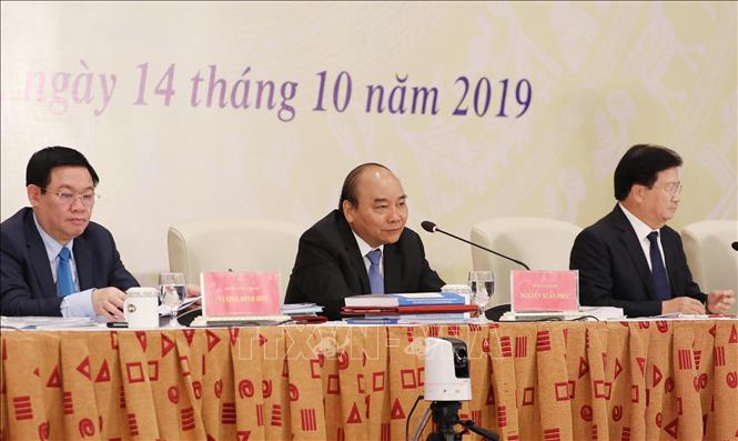 Trong ảnh: Thủ tướng Nguyễn Xuân Phúc phát biểu tại hội nghị. Ảnh: Lâm Khánh – TTXVN