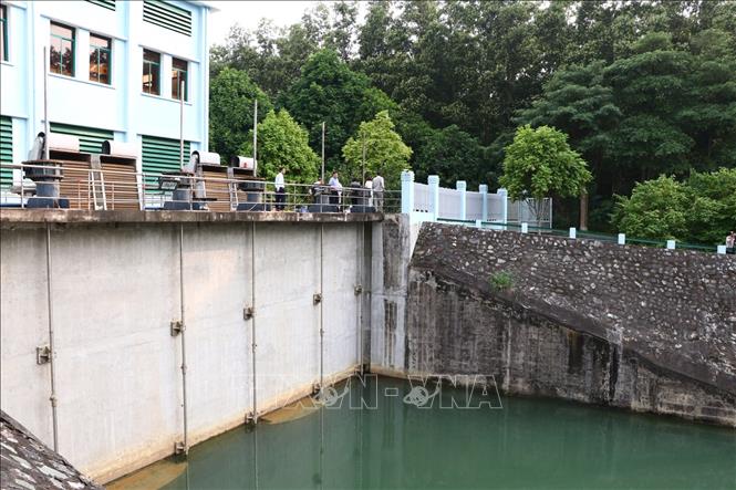 Khi vực sản xuất của Công ty cổ phần đầu tư nước sạch Sông Đà. Ảnh: Thanh Hải - TTXVN 