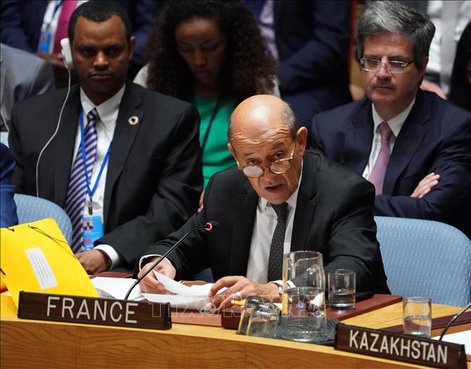 Trong ảnh (tư liệu): Ngoại trưởng Pháp Jean-Yves Le Drian phát biểu tại cuộc họp Hội đồng bảo an LHQ ở New York, Mỹ. Ảnh: AFP/ TTXVN