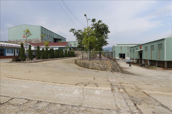 Trong ảnh: Khu sản xuất của nhà máy tuyển quặng Graphite Báo Đáp, huyện Trấn Yên (Yên Bái). Ảnh: Đức Tưởng-TTXVN