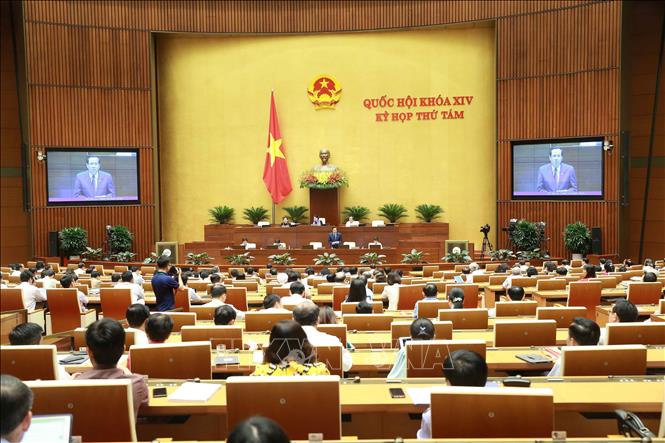 Trong ảnh: Bộ trưởng Bộ Lao động, Thương binh và Xã hội Đào Ngọc Dung giải trình làm rõ các vấn đề của dự án Bộ luật Lao động (sửa đổi). Ảnh: Doãn Tấn - TTXVN
