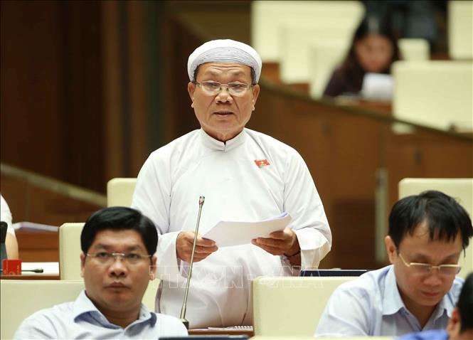 Trong ảnh: Đại biểu Quốc hội tỉnh Kiên Giang Trần Văn Huynh phát biểu ý kiến. Ảnh: Doãn Tấn - TTXVN