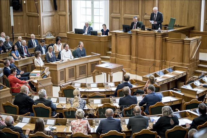 Trong ảnh: Toàn cảnh một phiên họp Quốc hội Đan Mạch tại Copenhagen ngày 21/6/2019. Ảnh: AFP/TTXVN