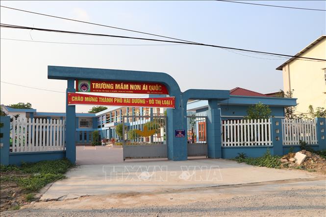 Trong ảnh: Trường mầm non Ái Quốc (Thành phố Hải Dương) là 1 trong những trường đầu tiên của thành phố thực hiện sáp nhập từ trường mầm non Ái Quốc và mầm non Hoa Sen. Ảnh: Mạnh Minh- TTXVN