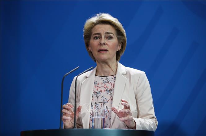 Trong ảnh: Chủ tịch đắc cử Ủy ban châu Âu (EU) Ursula von der Leyen trong cuộc họp báo tại Berlin, Đức ngày 9/11/2019. Ảnh: THX/TTXVN
