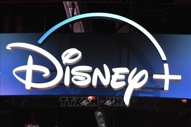 Trong ảnh: Biểu tượng Disney+ tại triển lãm ở Anaheim, California, Mỹ, ngày 23/8/2019. Ảnh: AFP/ TTXVN