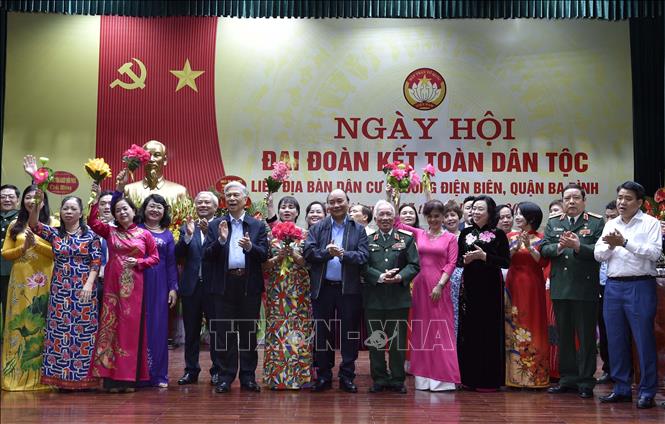 Trong ảnh: Thủ tướng Nguyễn Xuân Phúc và các đại biểu. Ảnh: Thống Nhất - TTXVN


