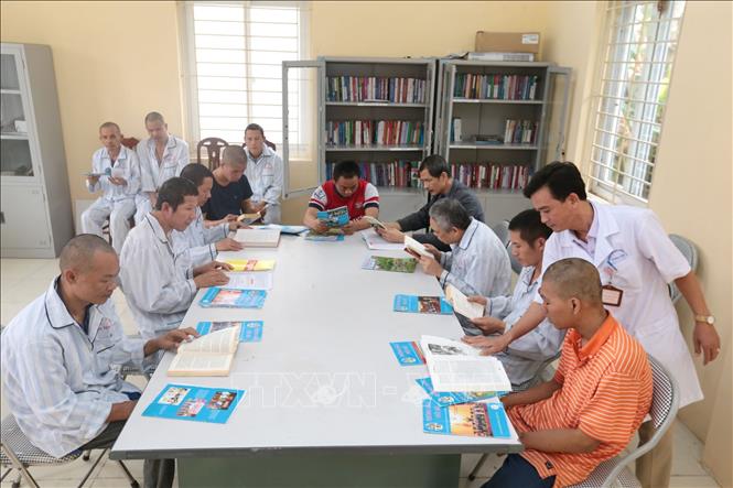 Trong ảnh: Phòng Thư viện của Trung tâm Điều dưỡng tâm thần kinh Hưng Yên. Ảnh: Anh Tuấn – TTXVN