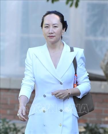 Trong ảnh: Giám đốc tài chính Huawei Mạnh Vãn Châu tới phiên tòa ở British Columbia, Canada ngày 30/9/2019. Ảnh: AFP/TTXVN