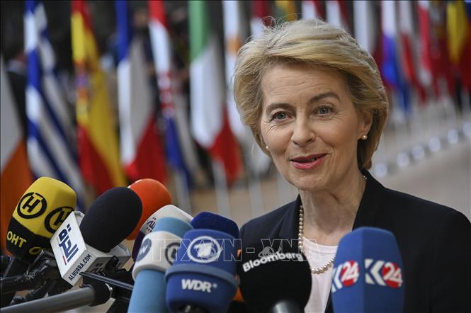 Trong ảnh: Chủ tịch Ủy ban châu Âu đắc cử Ursula von der Leyen tới dự Hội nghị thượng đỉnh EU ở Brussels, Bỉ ngày 17/10/2019. Ảnh: THX/TTXVN