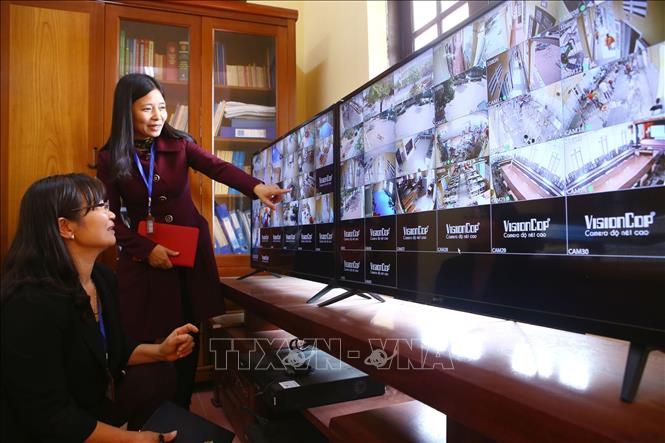 Trong ảnh: Hệ thống giám sát hiện đại tại trường Phục hồi chức năng và Dạy nghề cho người khuyết tật Khoái Châu. Ảnh: Anh Tuấn – TTXVN