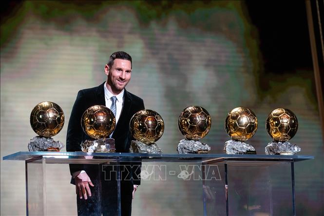 Trong ảnh: Cầu thủ Argentina Lionel Messi giành danh hiệu Quả bóng vàng 2019 tại lễ trao giải ở Paris, Pháp ngày 2/12/2019. Ảnh: THX/TTXVN