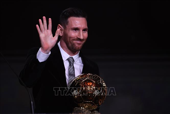 Trong ảnh: Cầu thủ Argentina Lionel Messi giành danh hiệu Quả bóng vàng 2019 tại lễ trao giải ở Paris, Pháp ngày 2/12/2019. Ảnh: THX/TTXVN