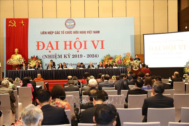Trong ảnh: Thay mặt Ban Thường vụ khóa mới, Đại sứ Nguyễn Phương Nga khẳng định, Đoàn Chủ tịch và Ban Thường vụ khóa VI sẽ nỗ lực hết sức mình để hoàn thành nhiệm vụ trong nhiệm kỳ mới. Ảnh: Văn Điệp - TTXVN