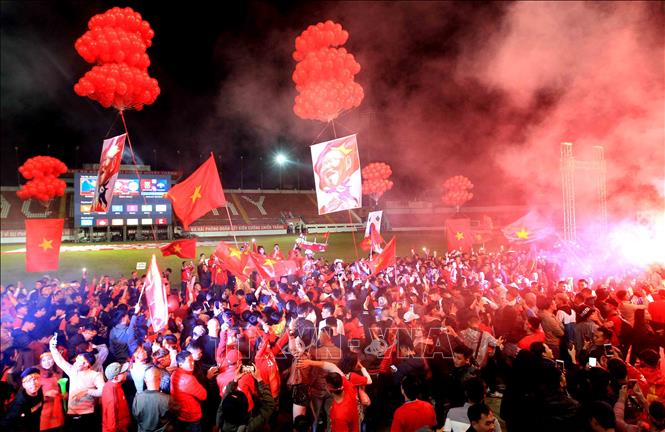 Trong ảnh: Sân Lạch Tray là 