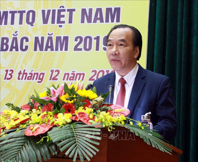 Phó Chủ tịch Ủy ban Trung ương Mặt trận Tổ quốc Việt Nam Ngô Sách Thực phát biểu tại hội nghị. Ảnh: Đồng Thúy-TTXVN