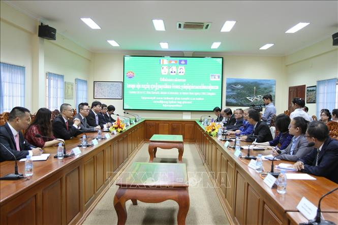Trong ảnh: Quang cảnh cuộc họp tại Bộ Thông tin Campuchia. Ảnh: Trang Nhung-TTXVN 