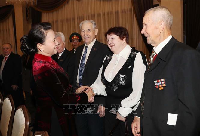 Photo: NA Chairwoman Nguyen Thi Kim Ngan meets Belarusian war veterans. VNA Photo: Trọng Đức