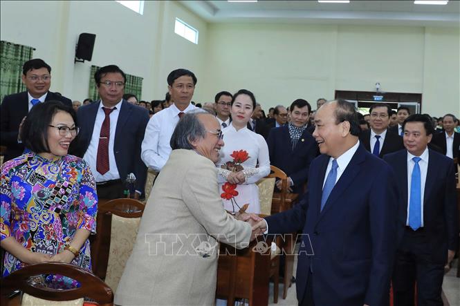 Trong ảnh: Thủ tướng Nguyễn Xuân Phúc và các đại biểu tham dự lễ kỷ niệm. Ảnh: Thống Nhất – TTXVN
