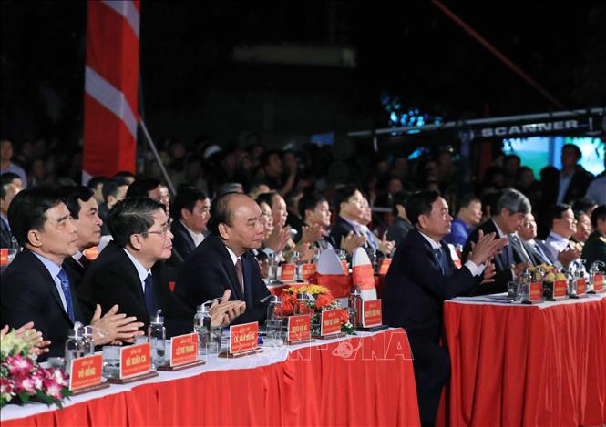 Trong ảnh: Thủ tướng Nguyễn Xuân Phúc và các đại biểu tham dự lễ kỷ niệm Ảnh: Thống Nhất – TTXVN
