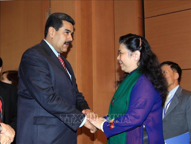 Trong ảnh: Chiều 31/8/2015, tại Hà Nội, Phó Chủ tịch Quốc hội Tòng Thị Phóng hội kiến Tổng thống Venezuela Nicolás Maduro Moros sang thăm chính thức Việt Nam. Ảnh: An Đăng - TTXVN
