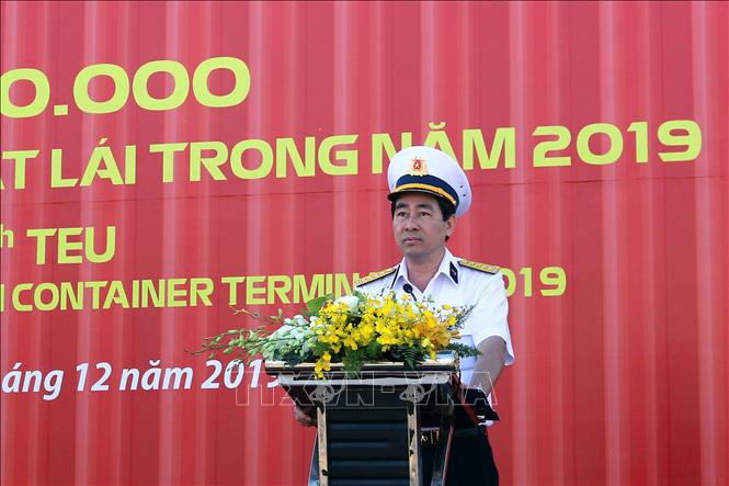 Trong ảnh: Đại tá Ngô Minh Thuấn, Tổng Giám đốc Tổng Công ty Tân Cảng Sài Gòn phát biểu tại Lễ đón TEU thứ 5 triệu thông qua Cảng Tân Cảng - Cát Lái. Ảnh: Thanh Vũ – TTXVN 