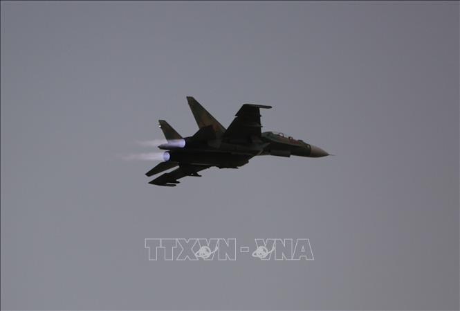 Trong ảnh: Máy bay tiêm kích đa năng SU-30MK2 làm nhiệm vụ huấn luyện, sẵn sàng chiến đấu bảo vệ vùng trời tổ quốc. Ảnh: Dương Giang – TTXVN